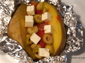 Patatas asadas aceitunas queso