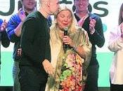 Carrió arrasó despeja competidores