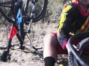 Consejo supervivencia: reparar cubierta rajada