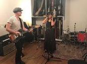 Amaral estrena Hijas Cierzo