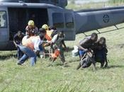 Rescatados haitianos crecida Yaque Norte.