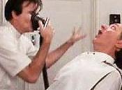 Joven despierta féretro después dentista muere