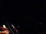 Storytelling piano), intérprete siglo