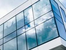 deducible alquilas vivienda empresa