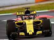 Carlos Sainz casi completa distancia test Barcelona