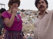 Loving Pablo, Historia prometedora explota