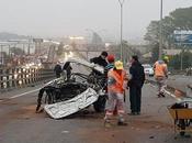 Pareja delincuentes murieron tras colisionar vehículo habían robado