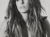 Malú presenta "ciudad papel"