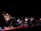 casa Mundo" (X): "Little Umbrellas" (Filthy Habits Ensemble, 2010)