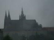 Praga precine