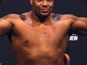 quiere contratar Daniel Cormier