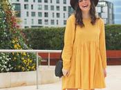 Vestido amarillo sombrero para otoño