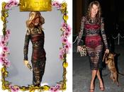 Anna Dello Russo tiene réplica muñeca Barbie
