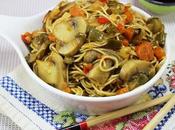 Fideos chinos vegetarianos olla