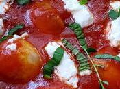 Champiñones salsa tomate queso feta