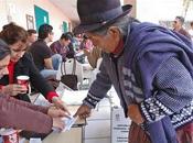 Ecuador: Comenzó referendo consulta popular preguntas)