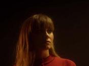 Aitana estrena balada ‘Con miel labios’