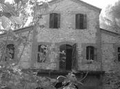 P.V.P. "Entre ruinas"