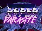 Impresiones HyperParasite; disparos, acción luces neón acento nostálgico