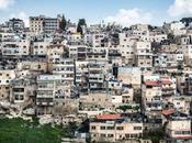 Está vinculado relación entre áreas densamente pobladas desfavorecida psicosis afectiva