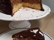 Tarta trufa cubierta chocolate espejo