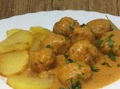 Albóndigas salsa almendras