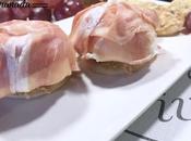 Semiesferas jamón uvas queso crema. Juego blogueros