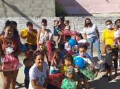 Tecnos hace reparto solidario desfavorecidos Santa Marta (Colombia)