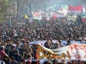 Manifestación multitudinaria Chile pidiendo cambios educación plebiscito video]