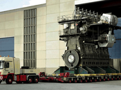 Cargando Motor Diesel grande mundo