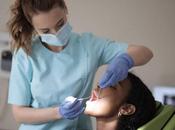 Clínica Dental Helident: diferencia sonreír confianza dentistas Sevilla