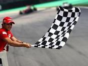 ¿Por muestra bandera cuadros final carrera?