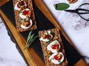 Tosta queso cabra, mermelada tomate nueces