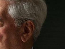 propósito Mario Vargas Llosa, escritor País, sobre religión católica, cultura