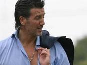 Peligro: Independiente club tomado