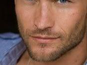 Fallece Andy Whitfield