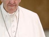 Papa Francisco pide política migratoria común Europa