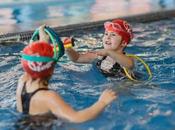 beneficios natación para niños escuela infantil