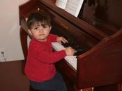 Cómo estimular hijo música