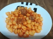 Macarrones albóndigas