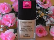 Base maquillaje “Photo Focus Dewy Foundation” WET’N’WILD