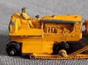 Vieja topadora marca Caterpillar Matchbox infancia