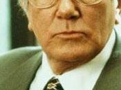 Albert Finney Bond