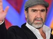 Cantona patada protesta.