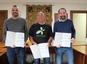 Schneider Electric, Ayuntamiento Puente Reina GaresEnergía firman convenio colaboración para fomentar sostenibilidad economía local