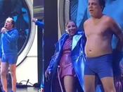 #ENTRETENIMIENTO: #estilo Cristian Castro (@CristianCastro) queda bóxer pleno concierto #Argentina (+VIDEO) #MEXICO