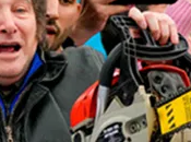 Tiembla casta argentina: milei levanta motosierra mitin buenos aires