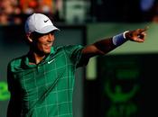 Berdych venció Soderling, ahora Roddick