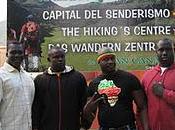 Senegal viene aprender lucha canaria