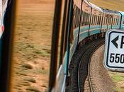 Explorando Mundo Viaje Épico Tren Durante Días